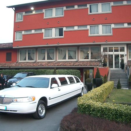 Hotel San Martino Boario Terme Eksteriør billede