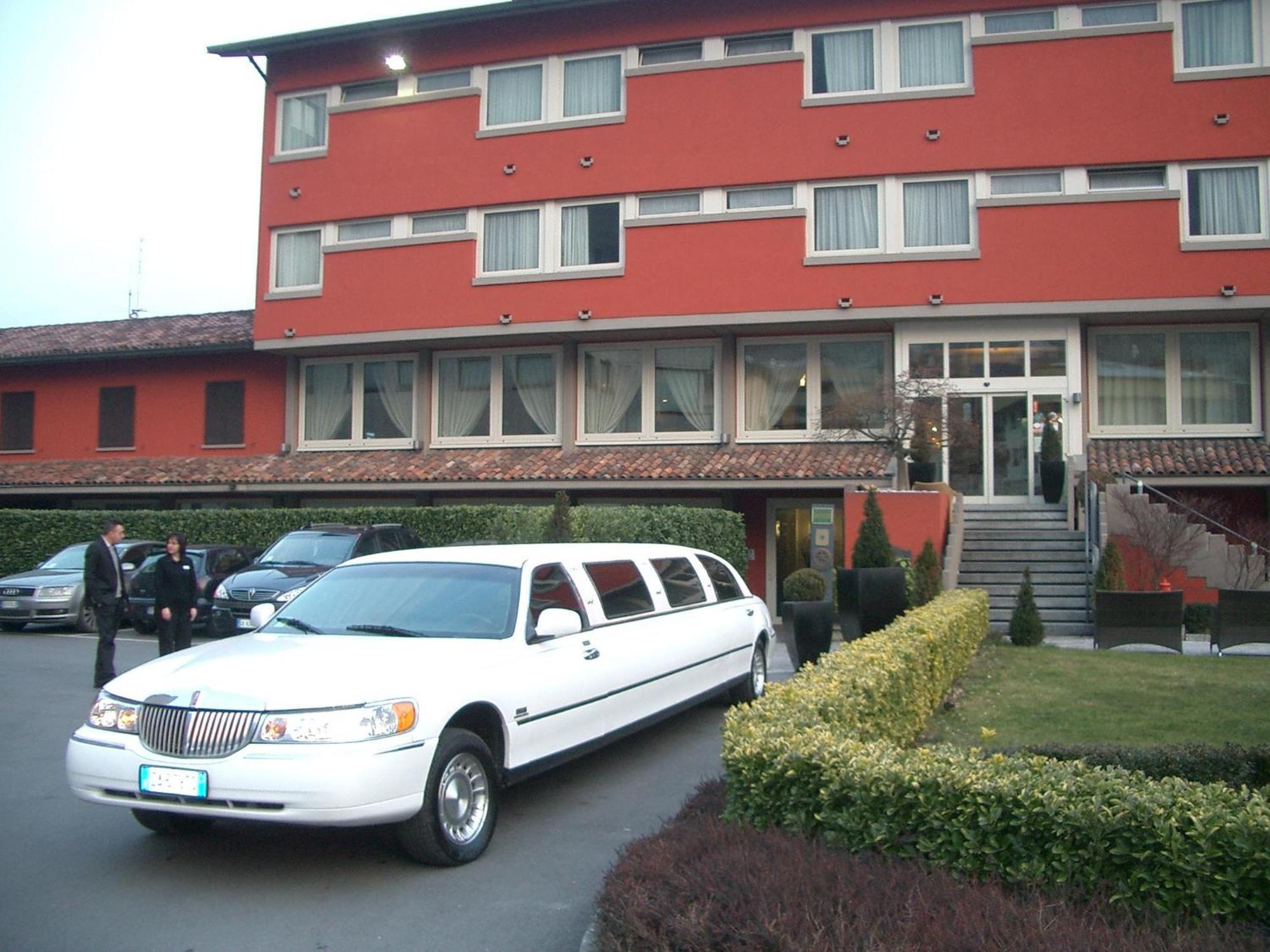 Hotel San Martino Boario Terme Eksteriør billede
