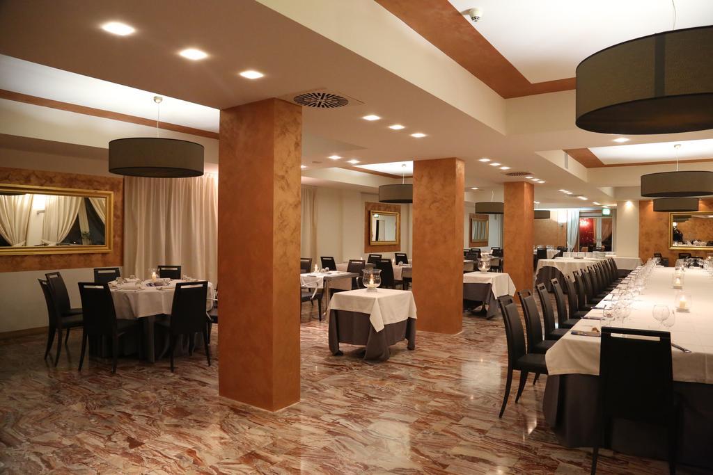 Hotel San Martino Boario Terme Eksteriør billede