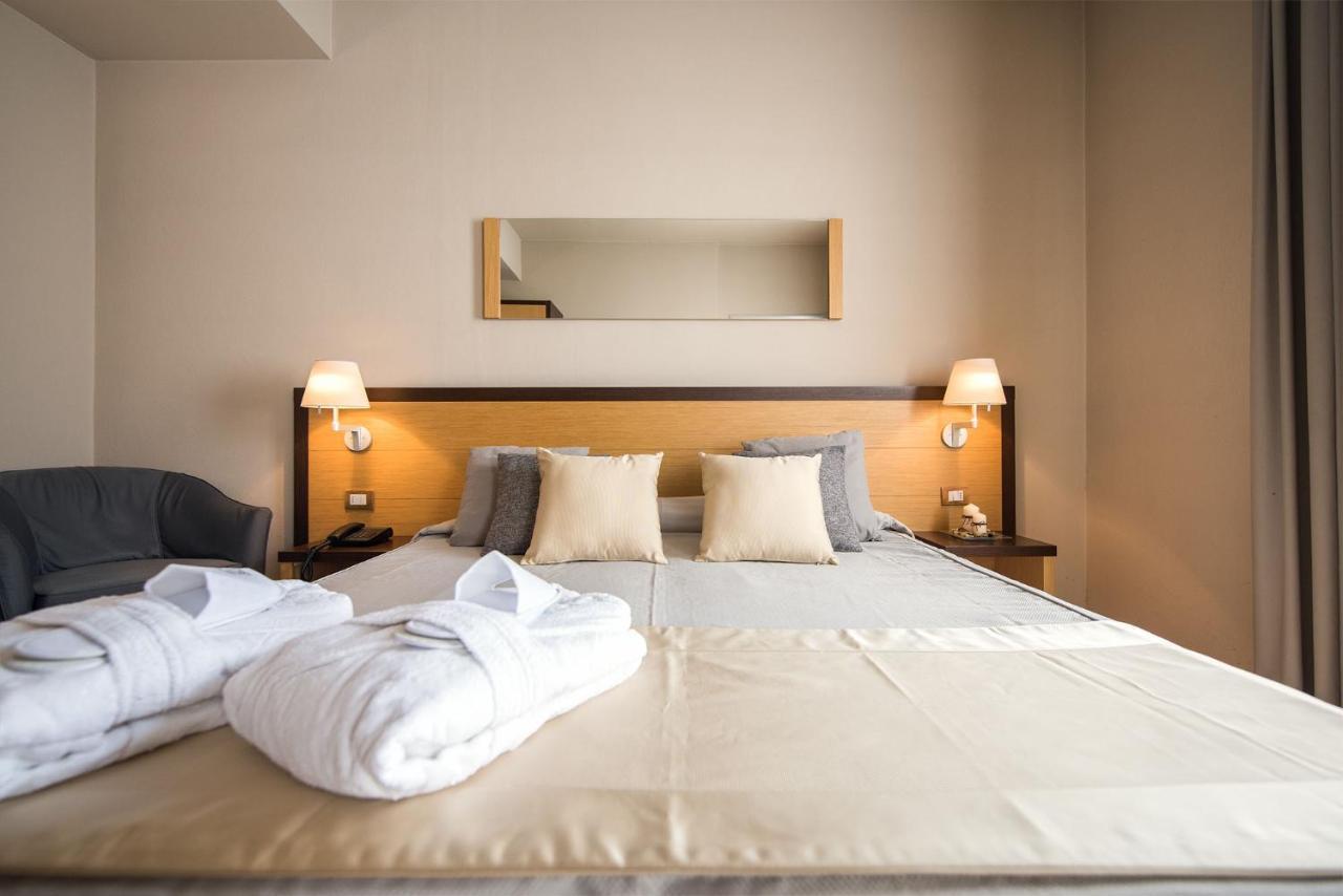 Hotel San Martino Boario Terme Eksteriør billede